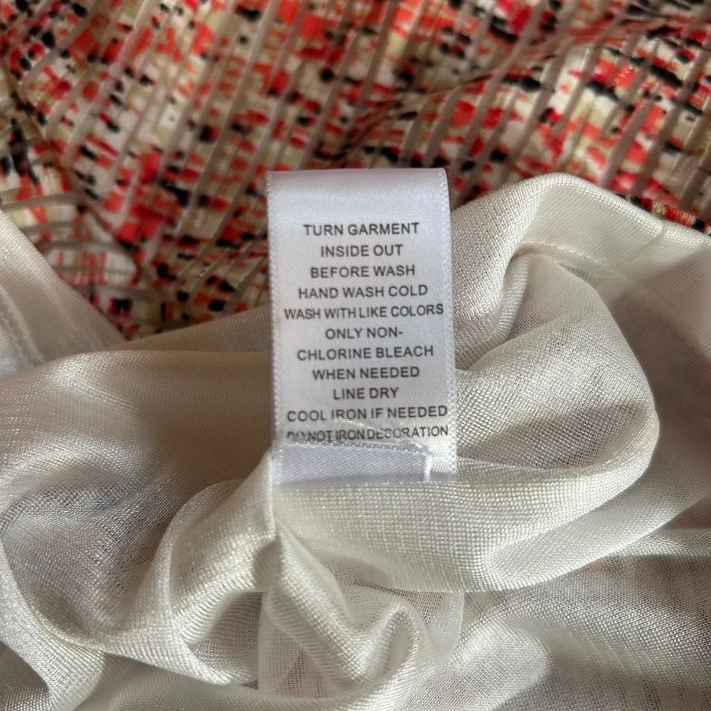 Laura Ashley Top Coral Studded 3/4 Sleeve‎ Women's Size Medium - Picture 2 of 7